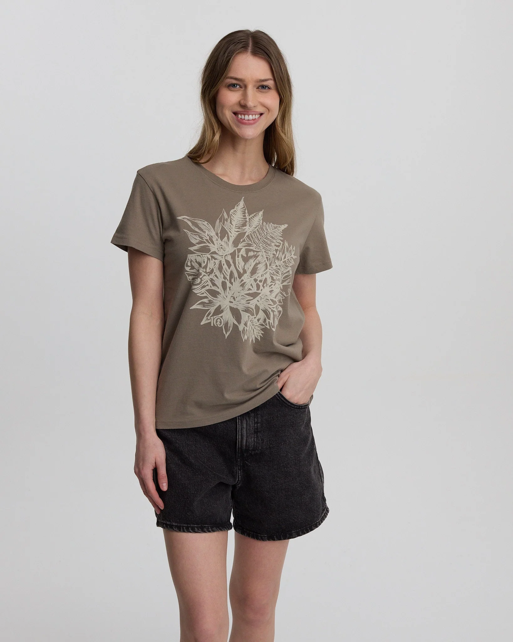 Amazon Sprawl T-Shirt - Image 4