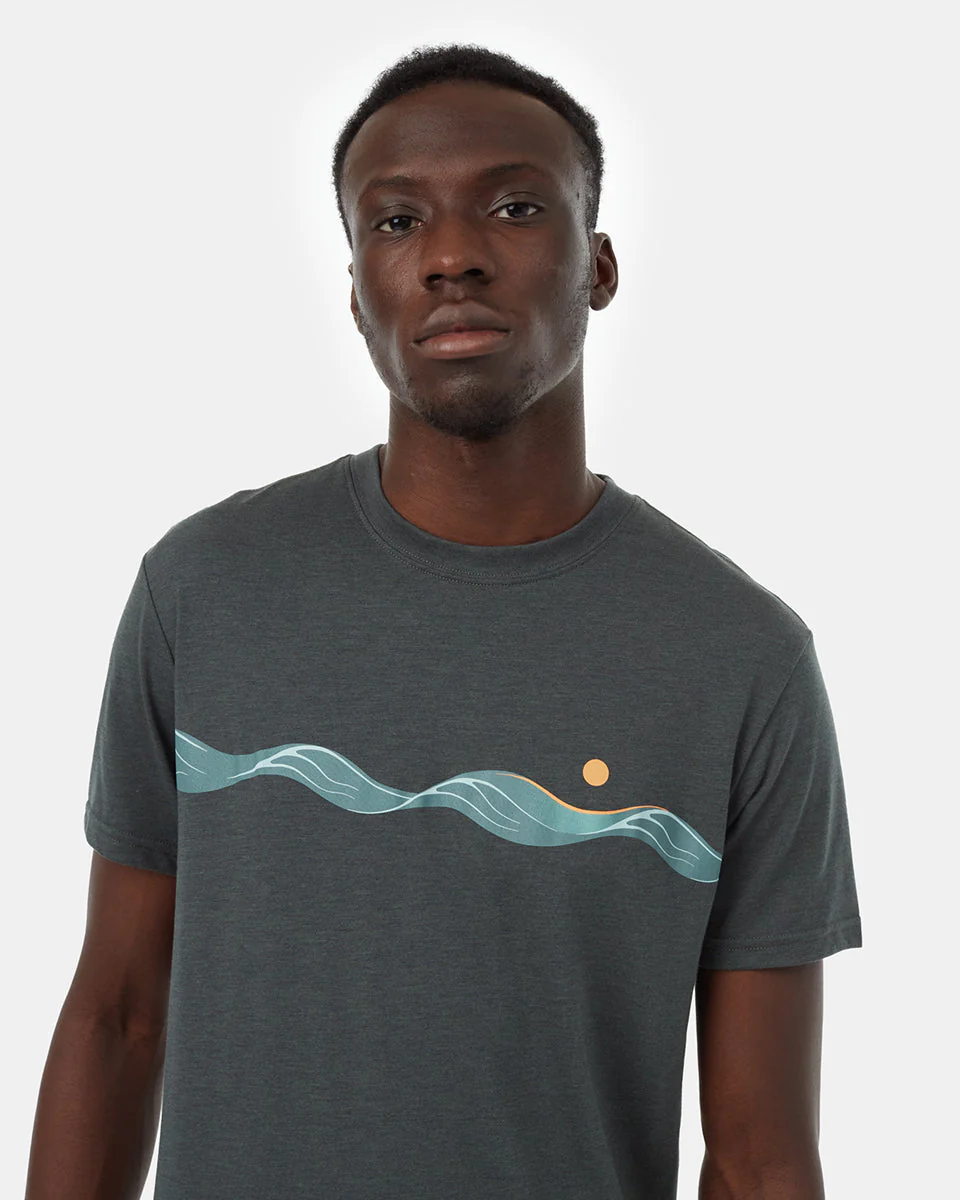 Artist Waves T-Shirt - Image 5