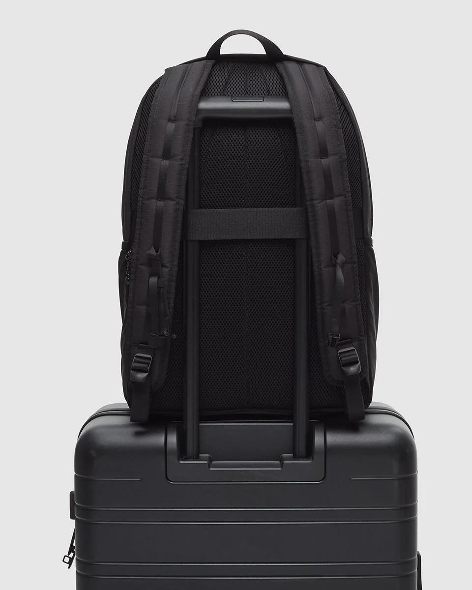Bayview 25L Backpack - Image 7