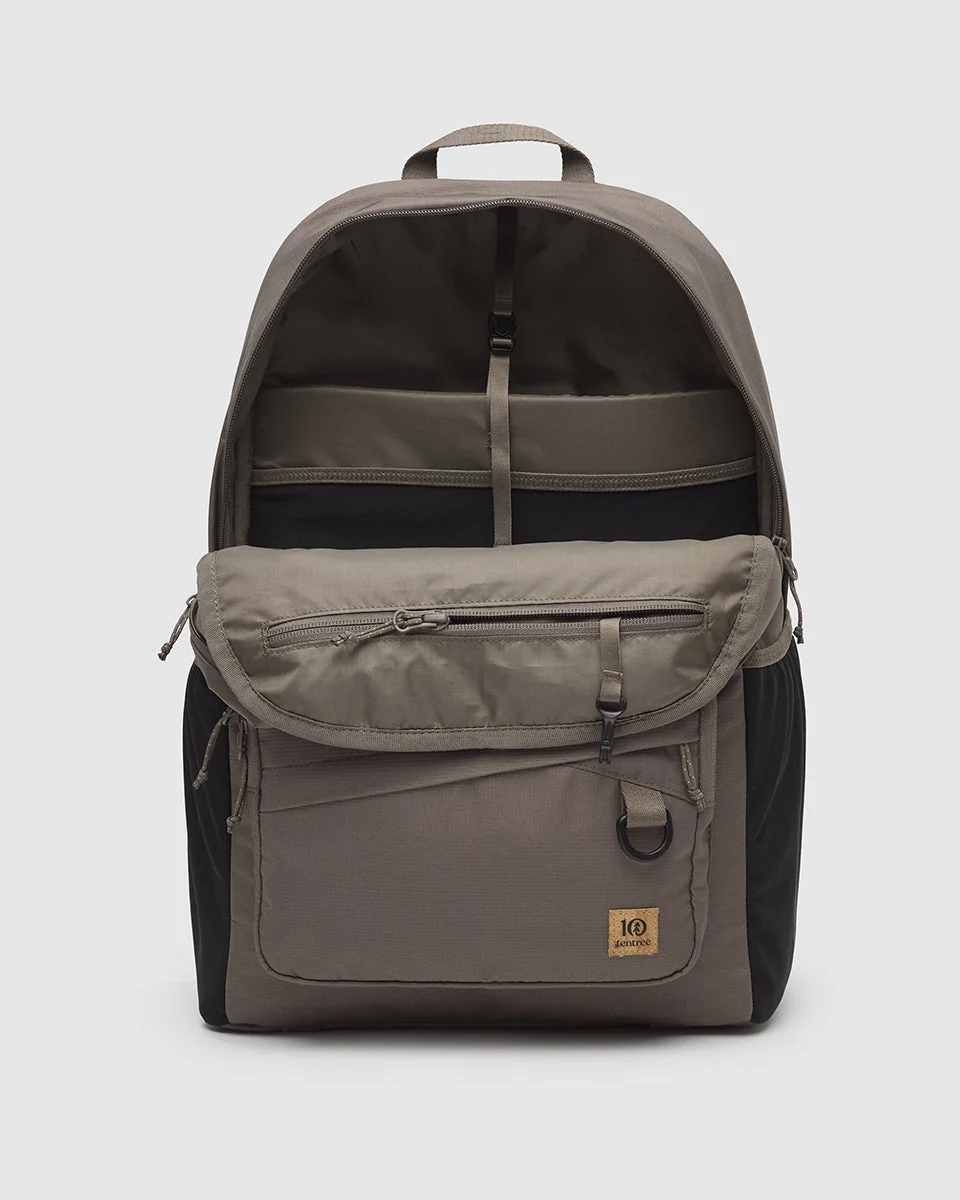 Bayview 25L Backpack - Image 4