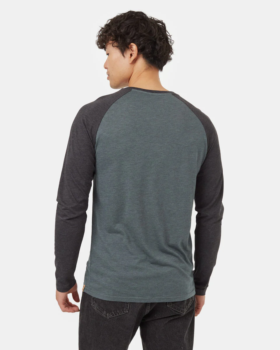TreeBlend Baker Henley Longsleeve - Image 3