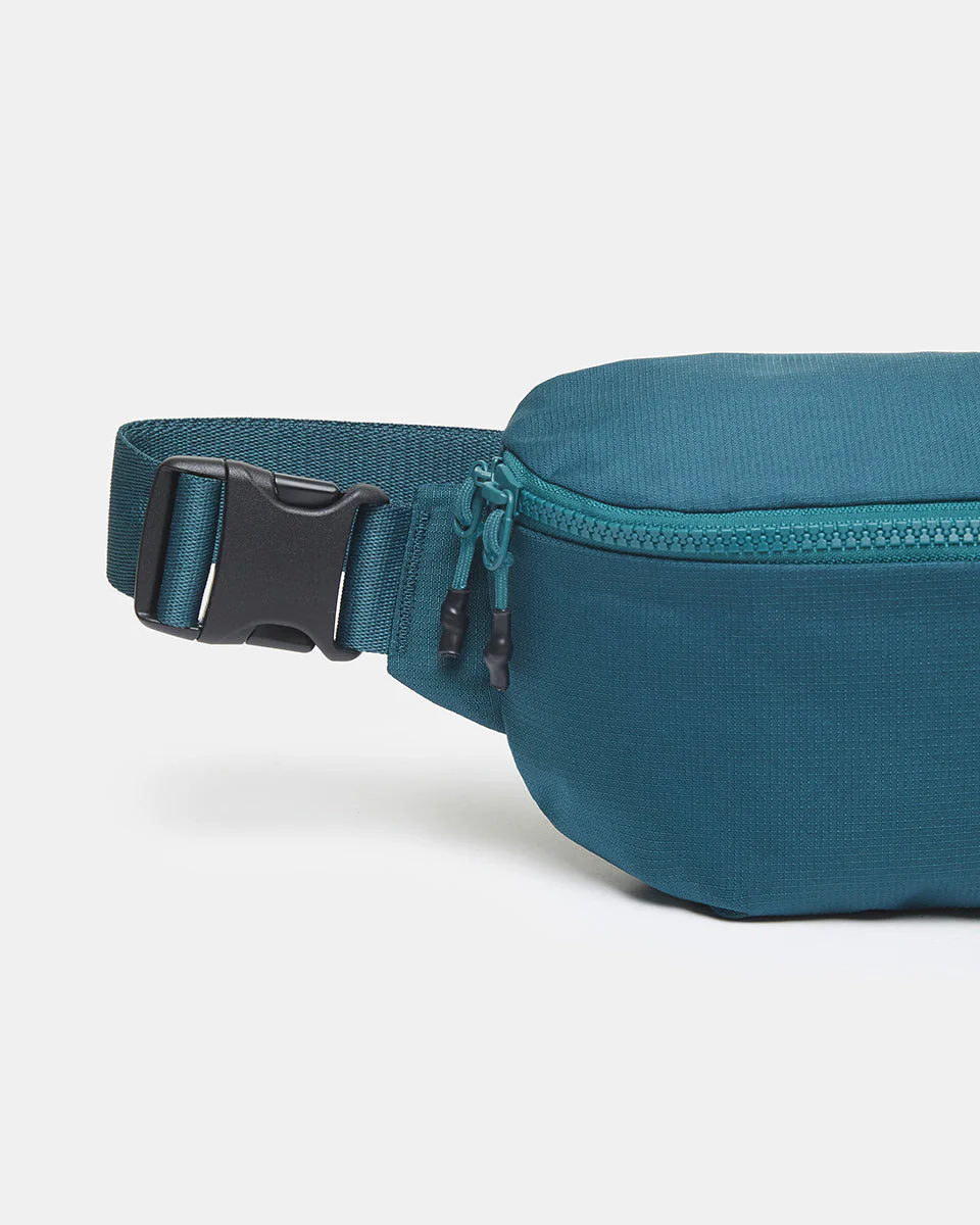 Conway Hip Pack - Image 3