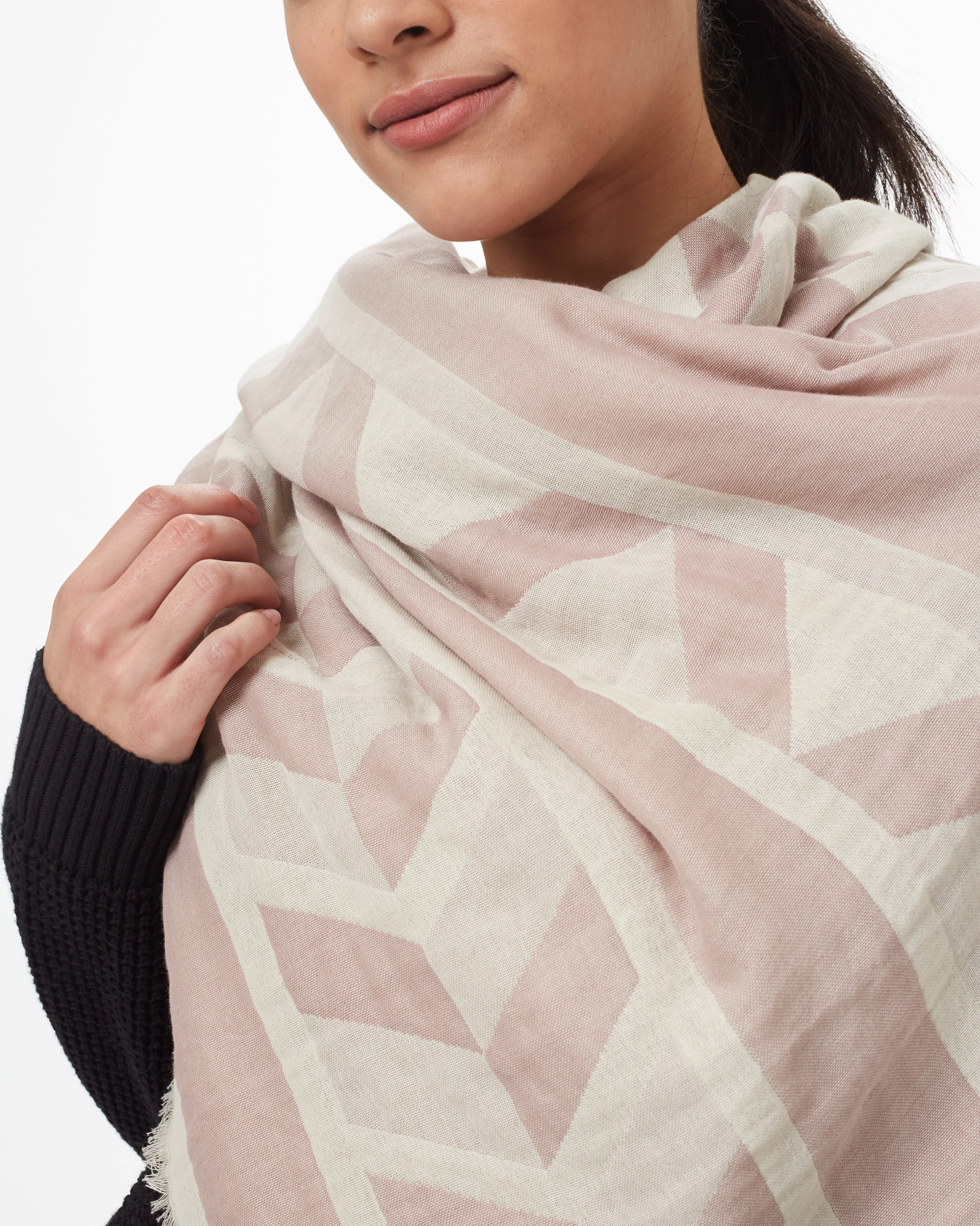 Cotton Geo Blanket Scarf - Image 3
