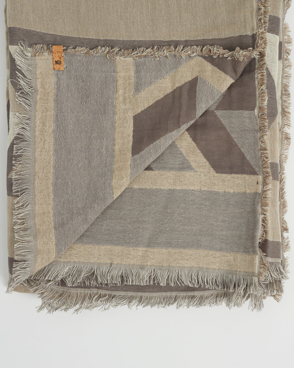 Cotton Geo Blanket Scarf - Image 3