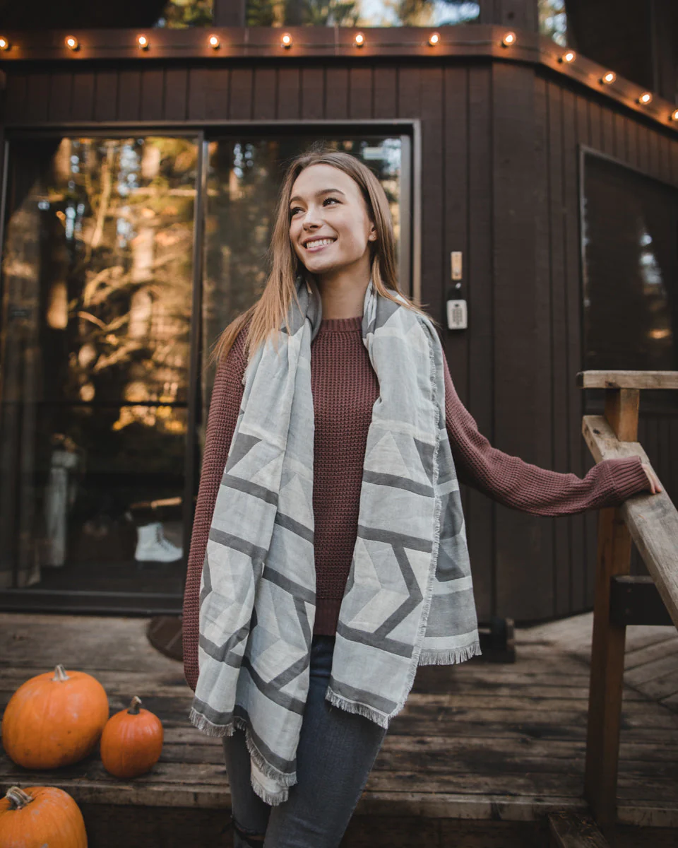 Cotton Geo Blanket Scarf - Image 2