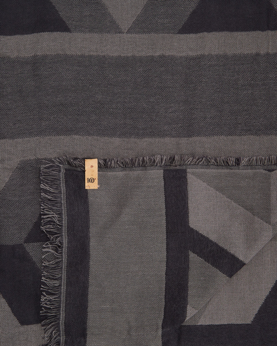 Cotton Geo Blanket Scarf - Image 2