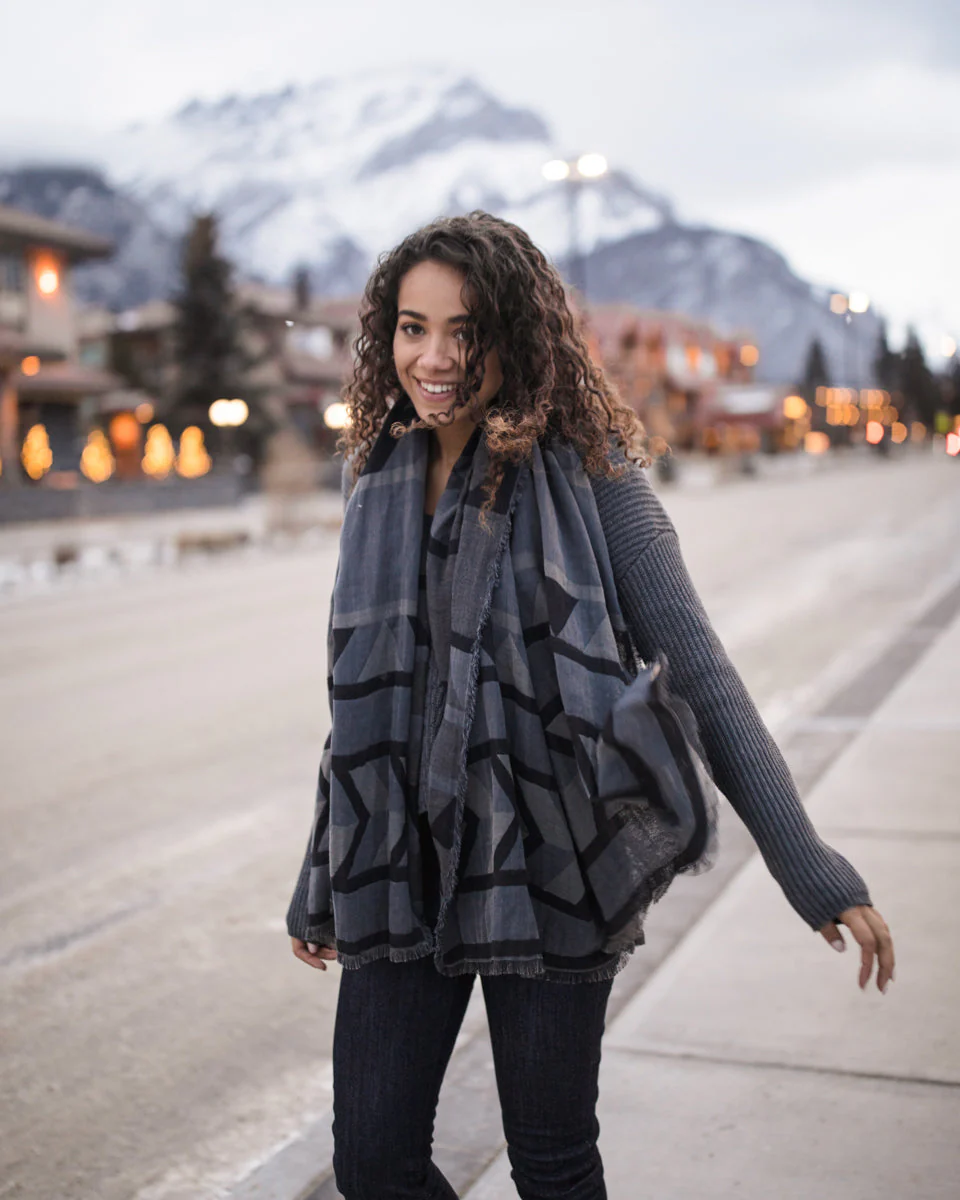 Cotton Geo Blanket Scarf - Image 2