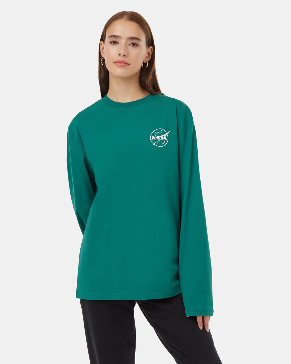 Ungendered Earth Rise Longsleeve - Image 5