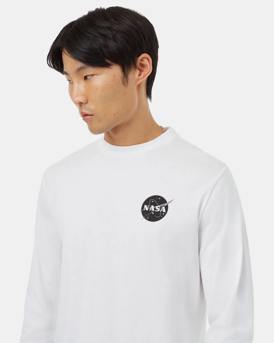 Ungendered Earth Rise Longsleeve - Image 5