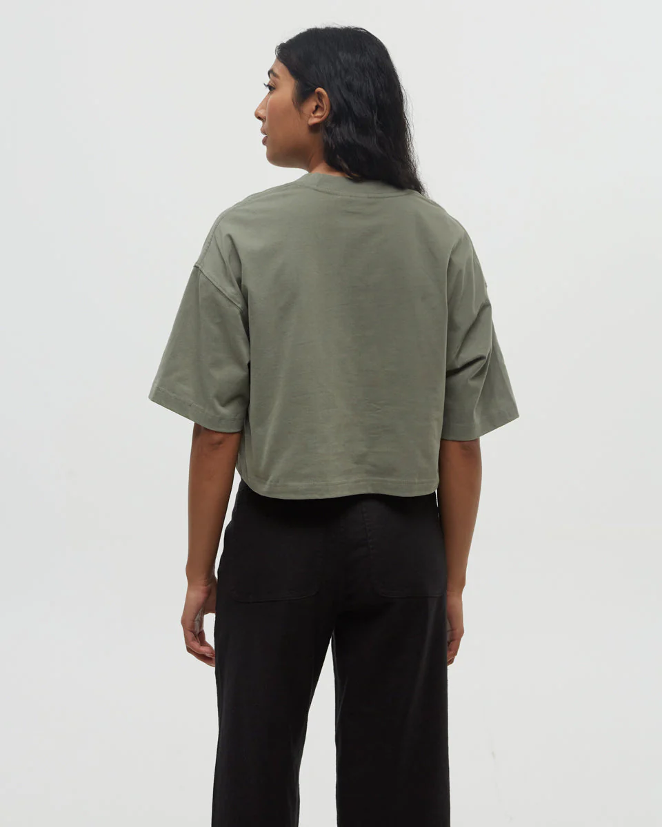 Emerald Edge Oversized Crop T-Shirt - Image 3