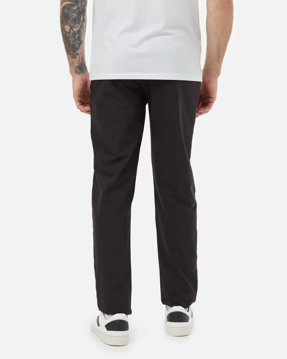 InMotion Chino - Image 3