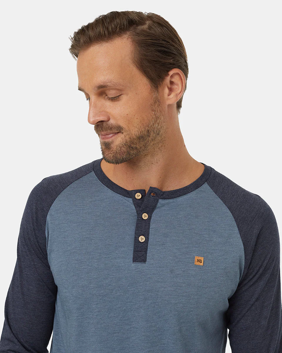 TreeBlend Baker Henley Longsleeve - Image 4