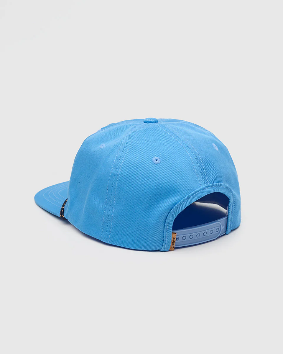 Weekend Away Apex Hat - Image 3