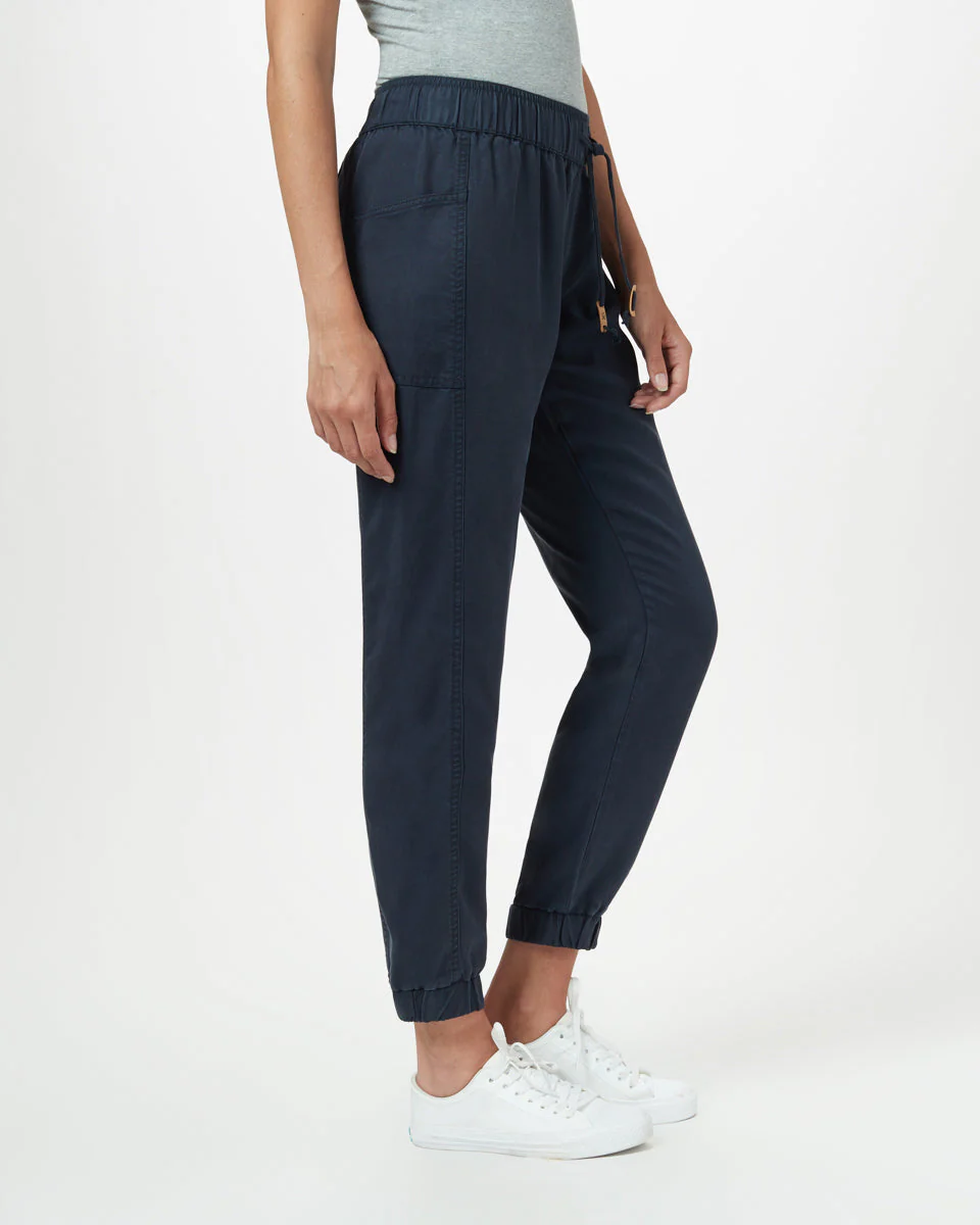 Colwood Jogger - Image 4