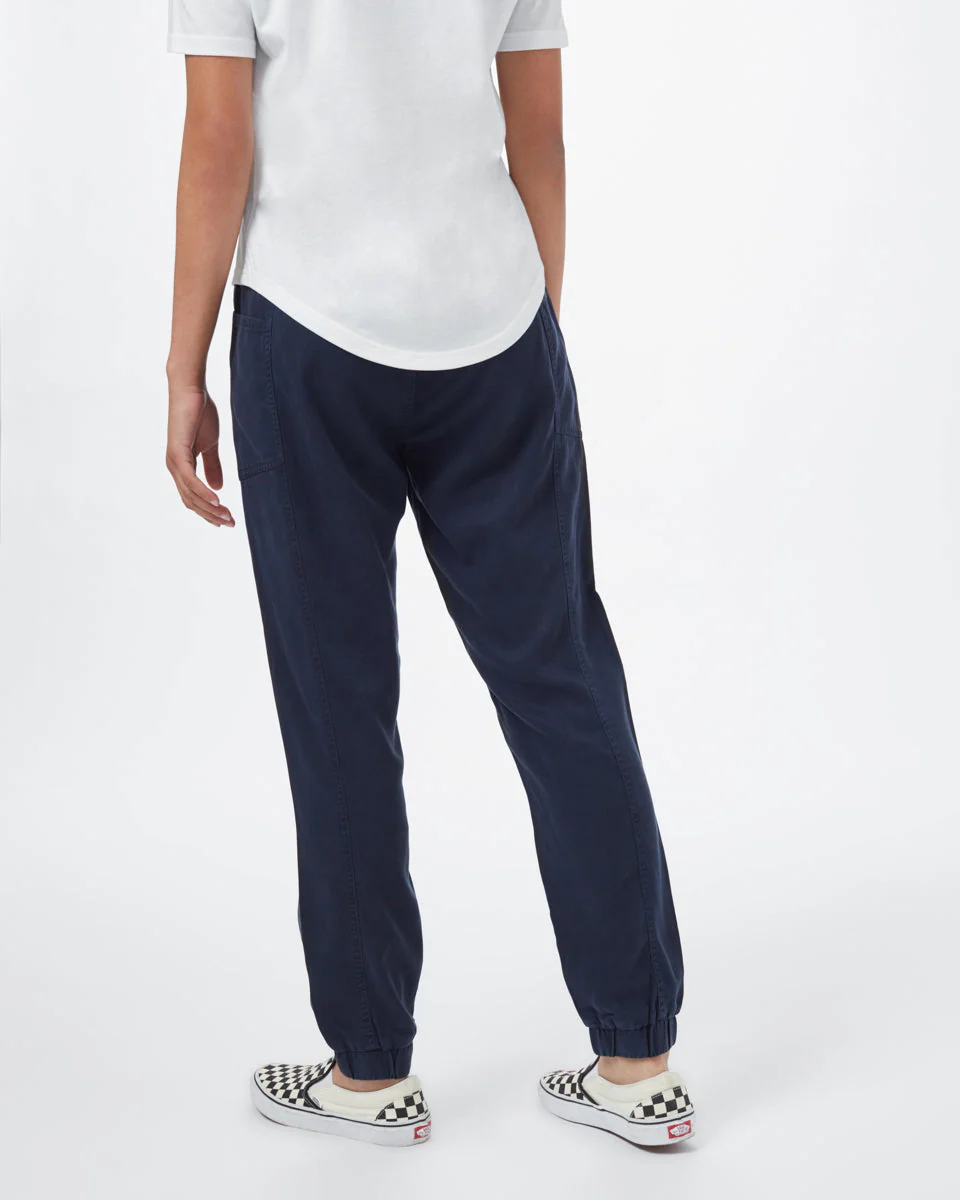 Colwood Jogger - Image 9