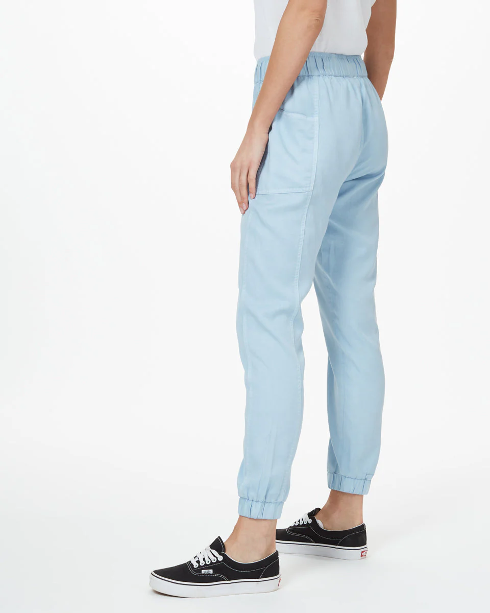 Colwood Jogger - Image 3