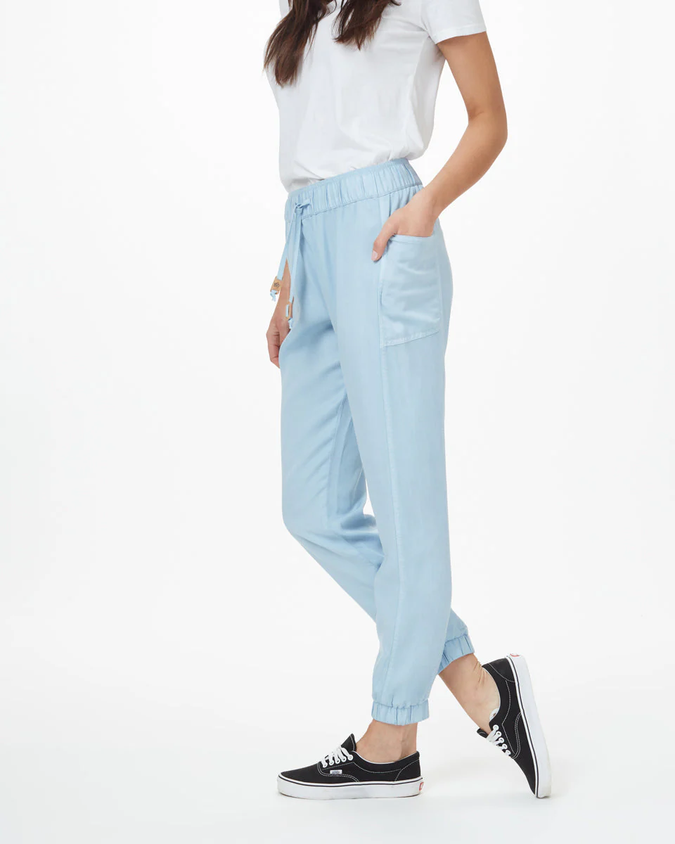 Colwood Jogger - Image 4