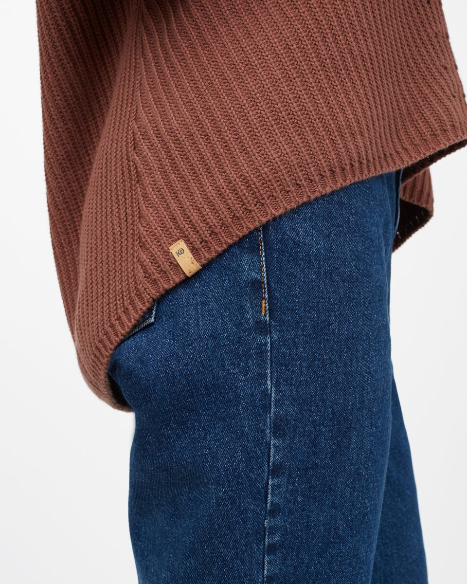 Highline V-Neck Sweater - Image 4