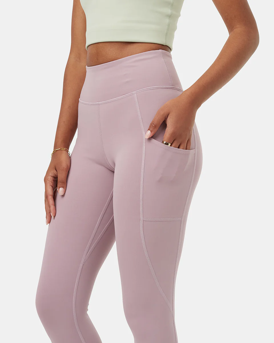 InMotion 7/8 Pocket Legging - Image 5