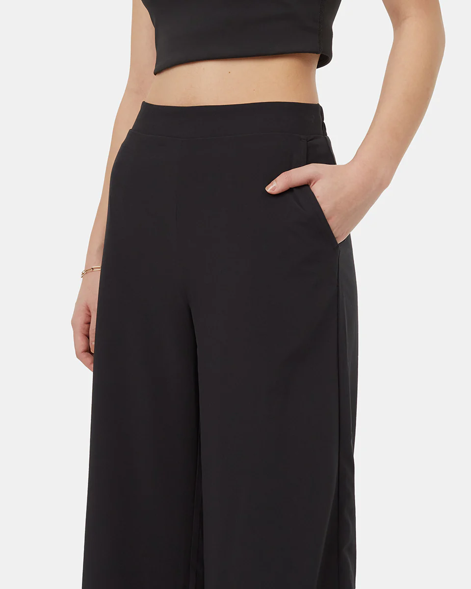 inMotion Cropped Wide Leg Pant - Image 4